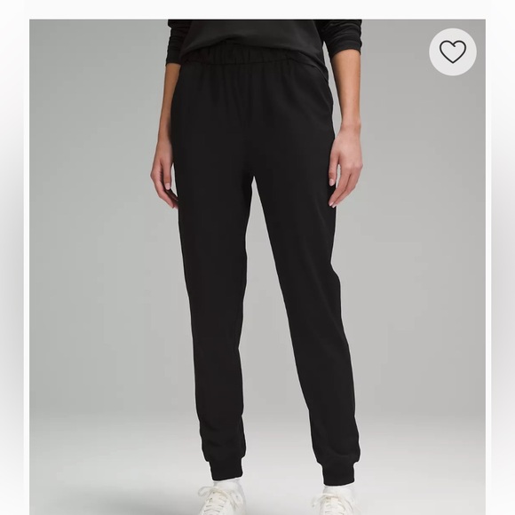 Lululemon Stretch High-Rise Jogger Full Length in Black (Size 2) - Picture 2 of 16